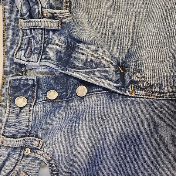 H&M Womens Size 6 Mom Jeans Denim High Waist - Picture 3 of 6